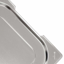 Pokrywka gn 1/6 z wycięciem na uchwyty [ Stalgast] - Centrum Wyposażenia Sklepów (2)